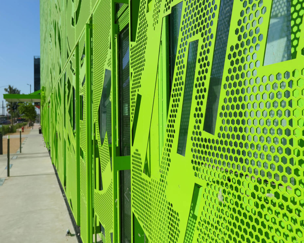 perforerte stålplater