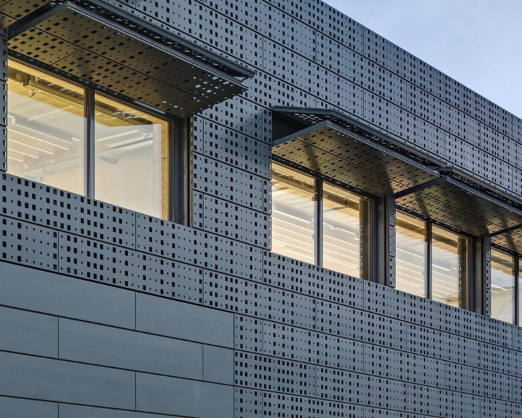 perforerte stålplater 31 perforerte stålplater 31